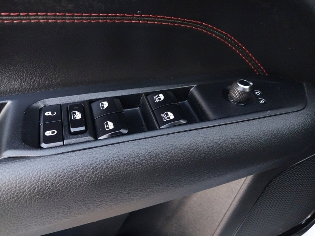 Used 2023 Jeep Compass Trailhawk image 20