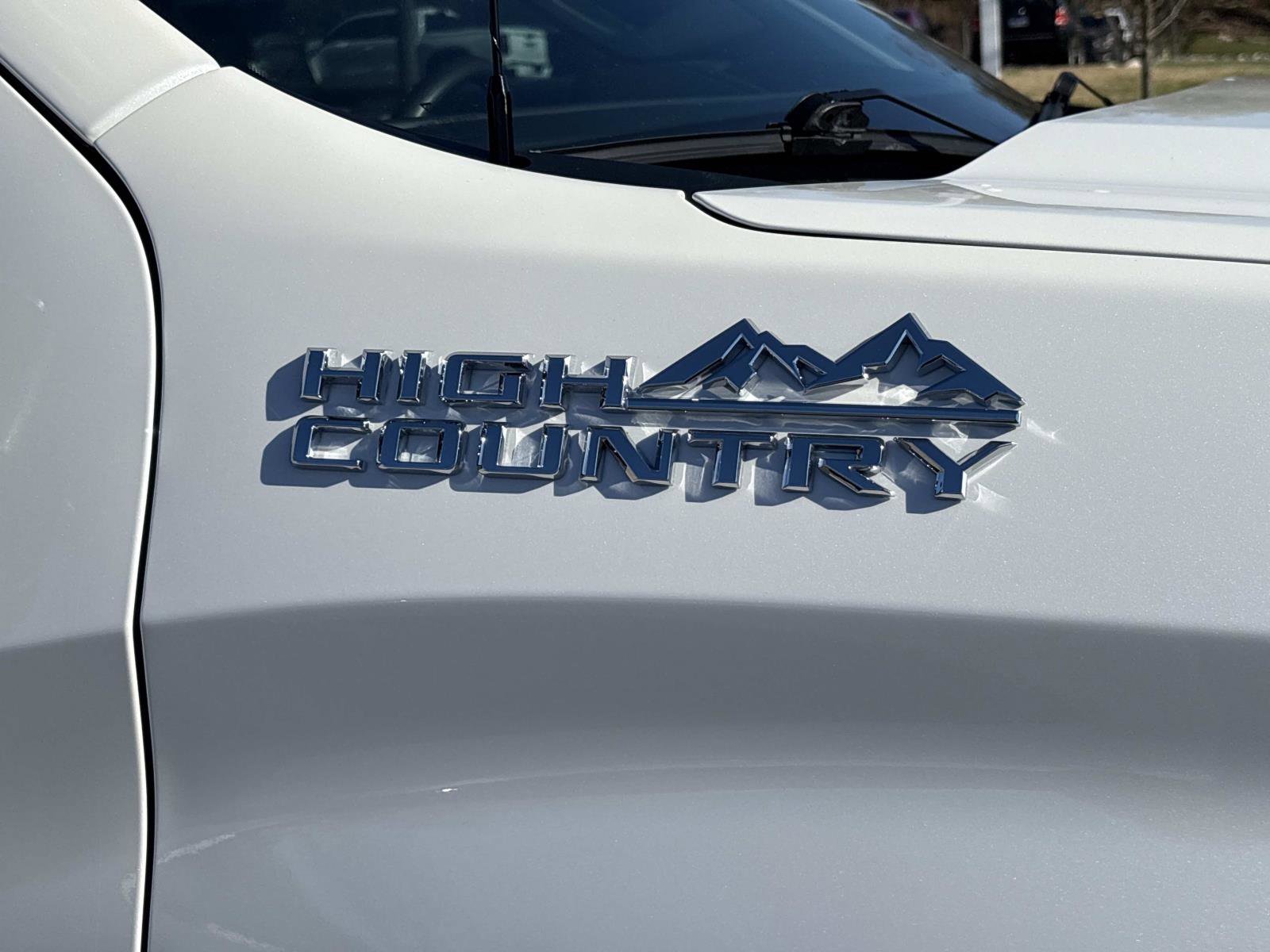 Used 2023 Chevrolet Silverado 1500 High Country w/ Technology Package image 11