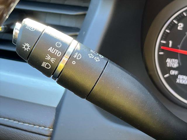 Used 2022 GMC Acadia SLT image 25