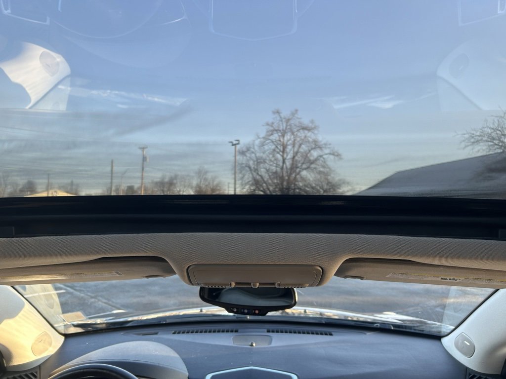 Used 2015 Cadillac SRX Premium image 18