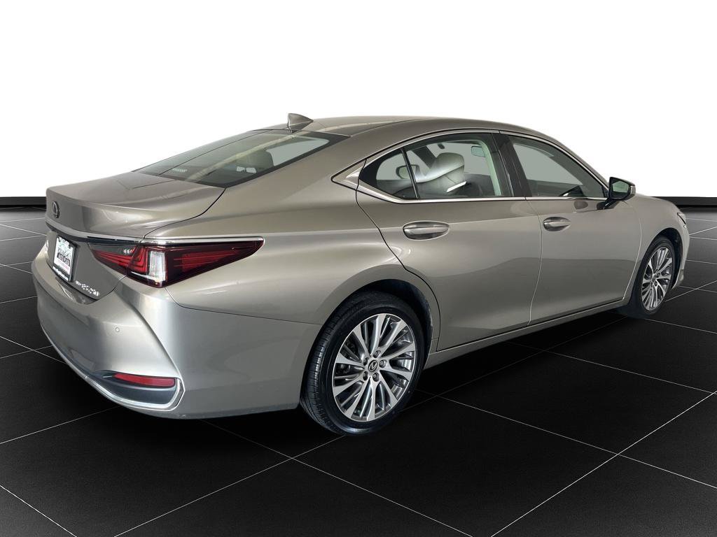 Used 2021 Lexus ES 250 w/ Premium Package AWD/4WD image 5