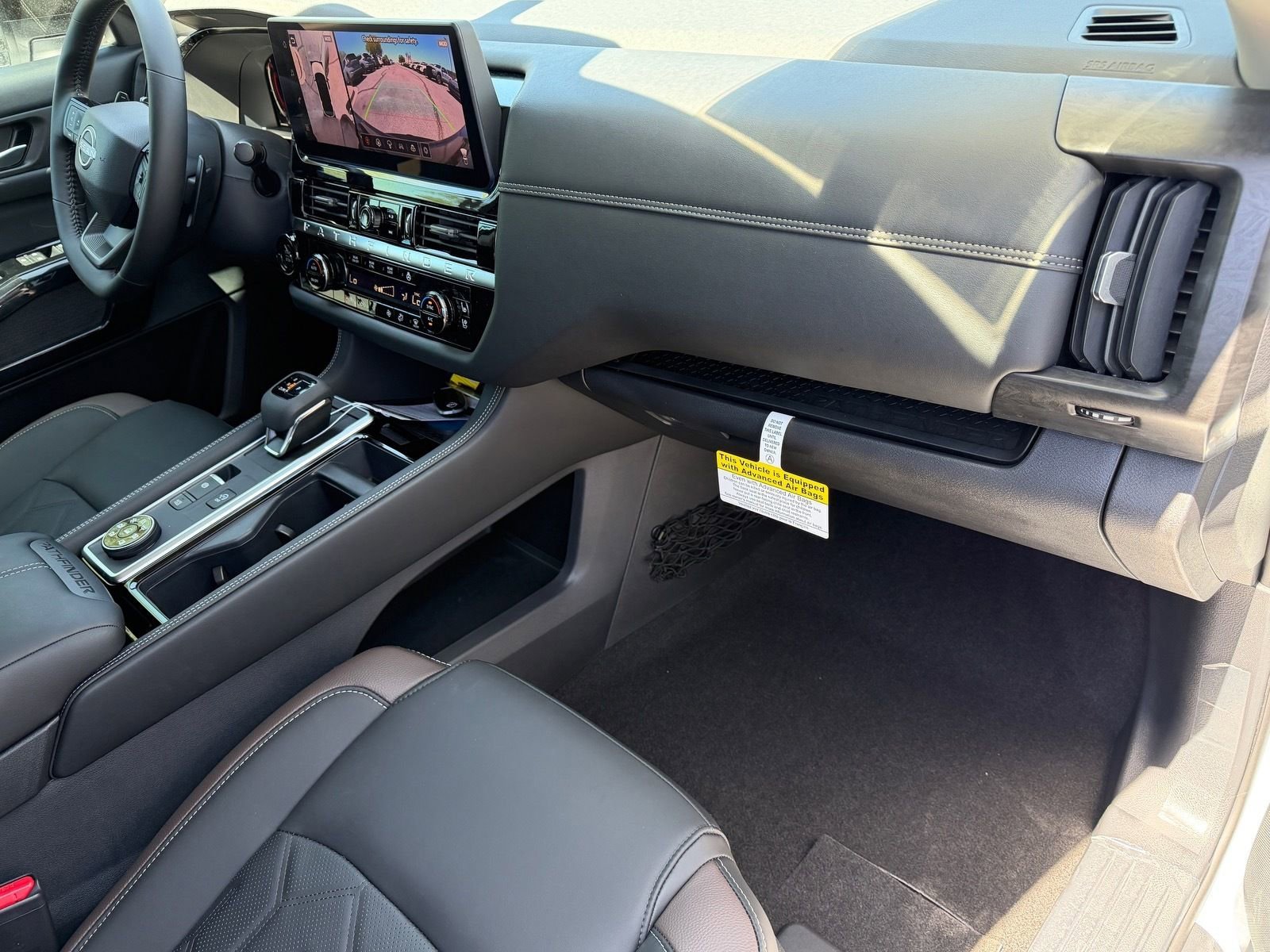 New 2026 Nissan Pathfinder Platinum AWD/4WD image 11