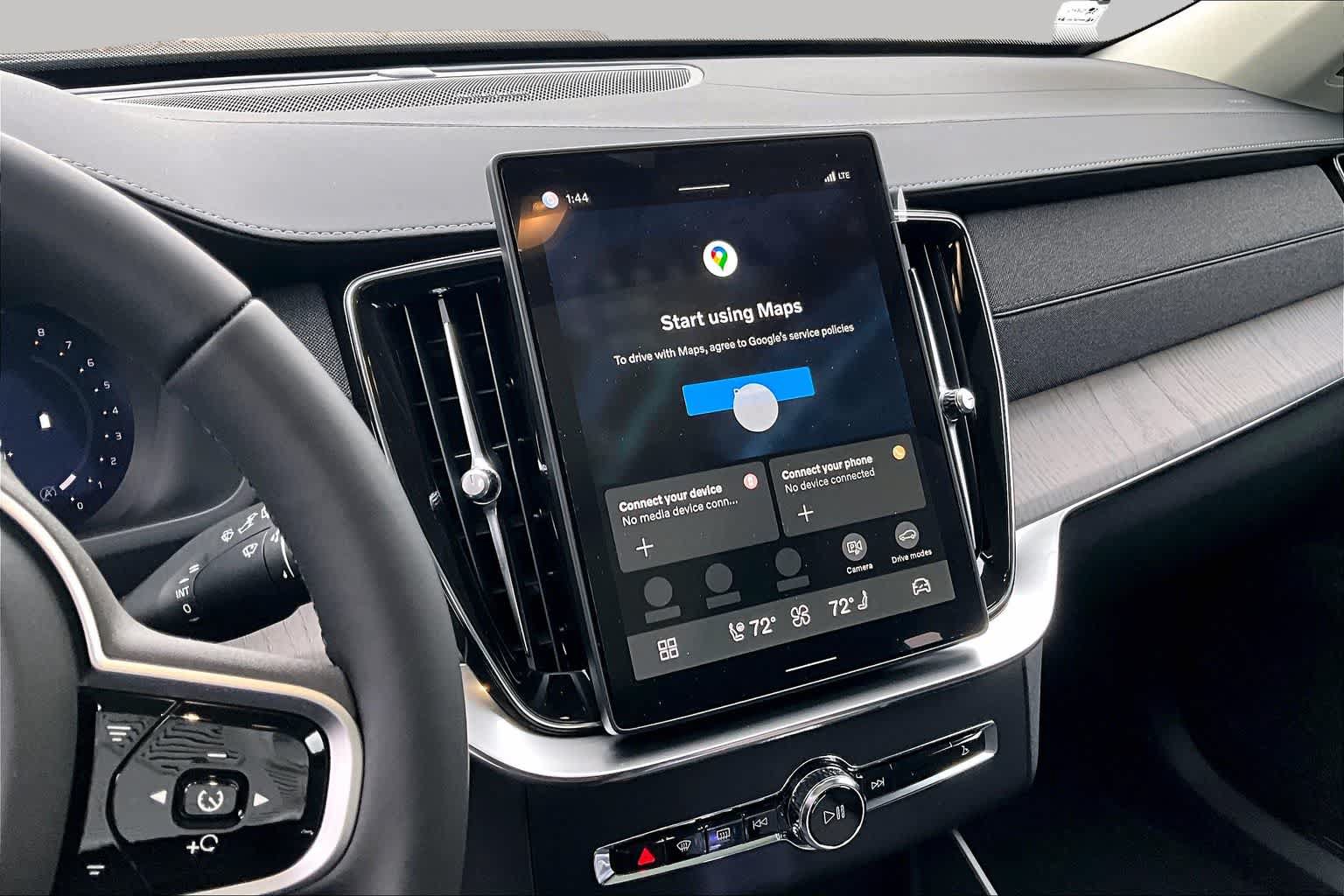 New 2026 Volvo XC90 B6 Ultra w/ Protection Package AWD/4WD image 8