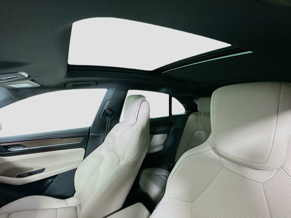 Used 2024 Porsche Macan 4 Electric image 14