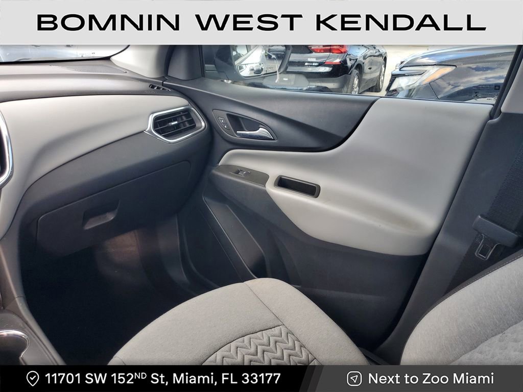 Used 2023 Chevrolet Equinox LS image 15