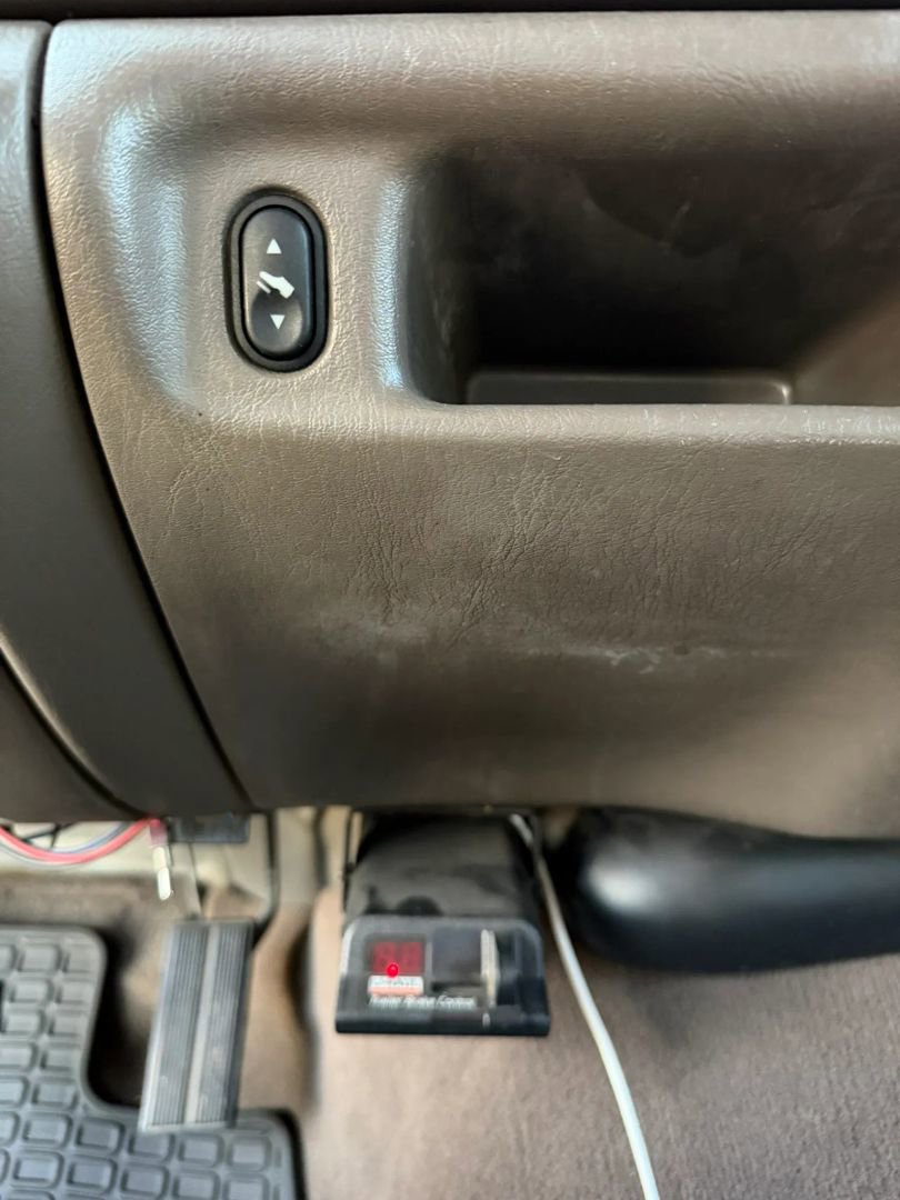 Used 2003 Ford Excursion Eddie Bauer image 28