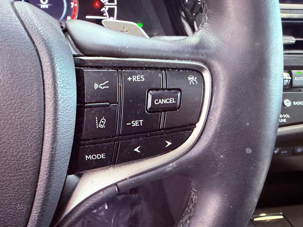 Certified 2024 Lexus ES 350 w/ Premium Package image 21