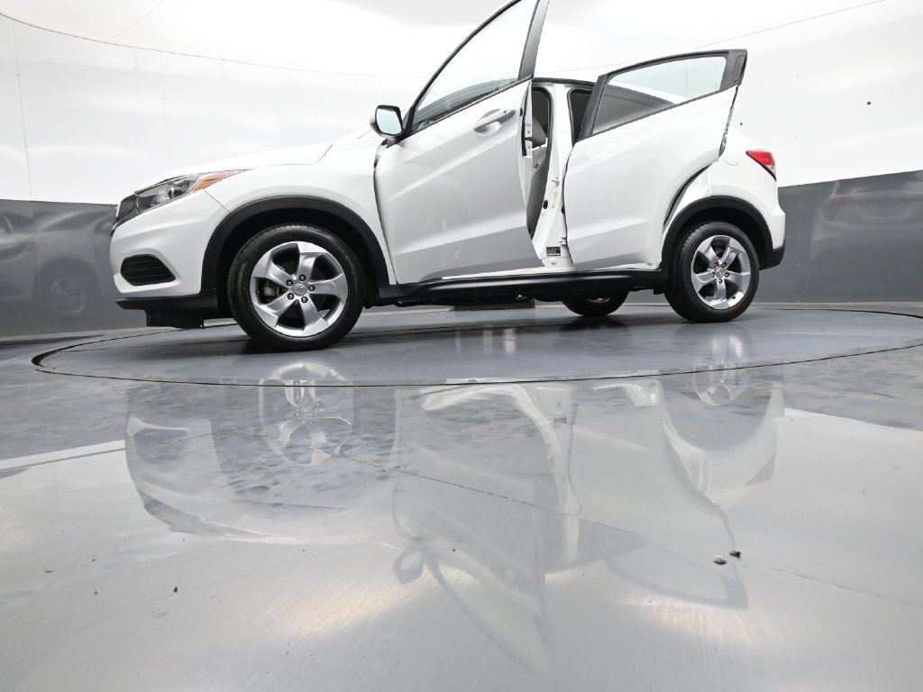 Used 2022 Honda HR-V LX image 47