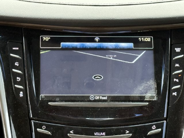 Used 2018 Cadillac Escalade Luxury AWD/4WD image 16