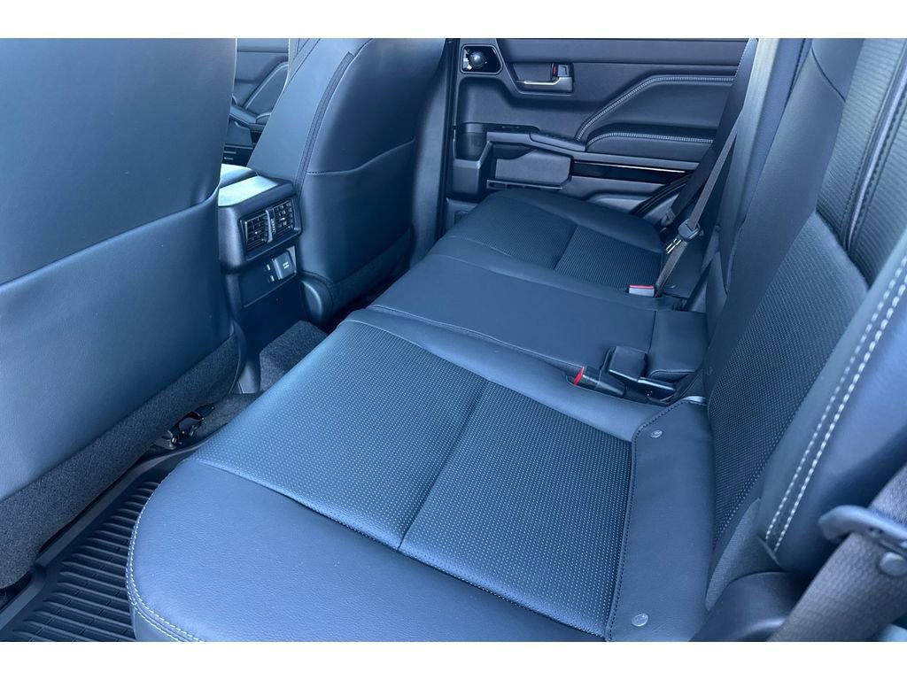 New 2026 Toyota 4Runner Limited AWD/4WD image 13