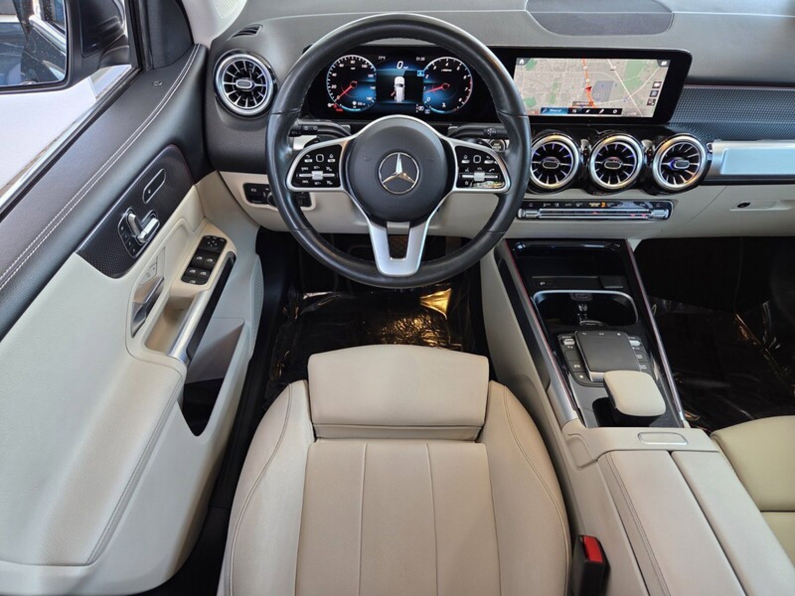 Certified 2022 Mercedes-Benz GLB 250 image 16