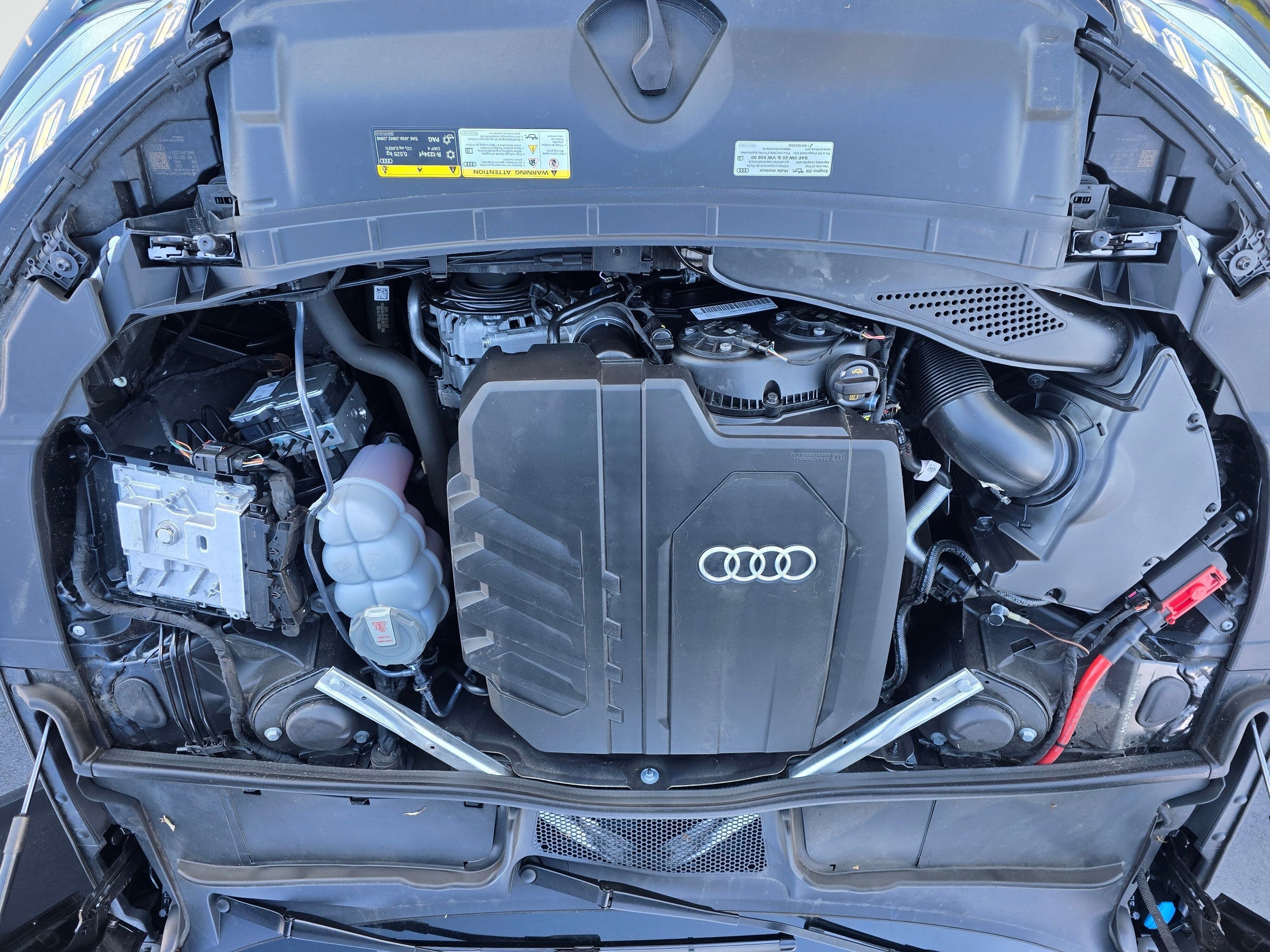 Used 2023 Audi A4 2.0T Premium Plus w/ Premium Plus Package AWD/4WD image 11