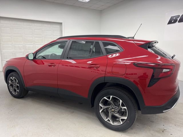 New 2026 Chevrolet Trax LT image 7