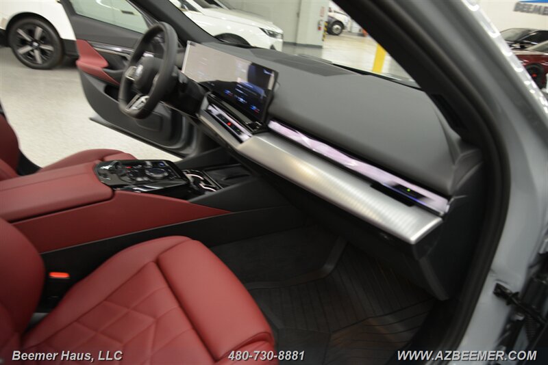 Used 2026 BMW i5 eDrive40 RWD image 18