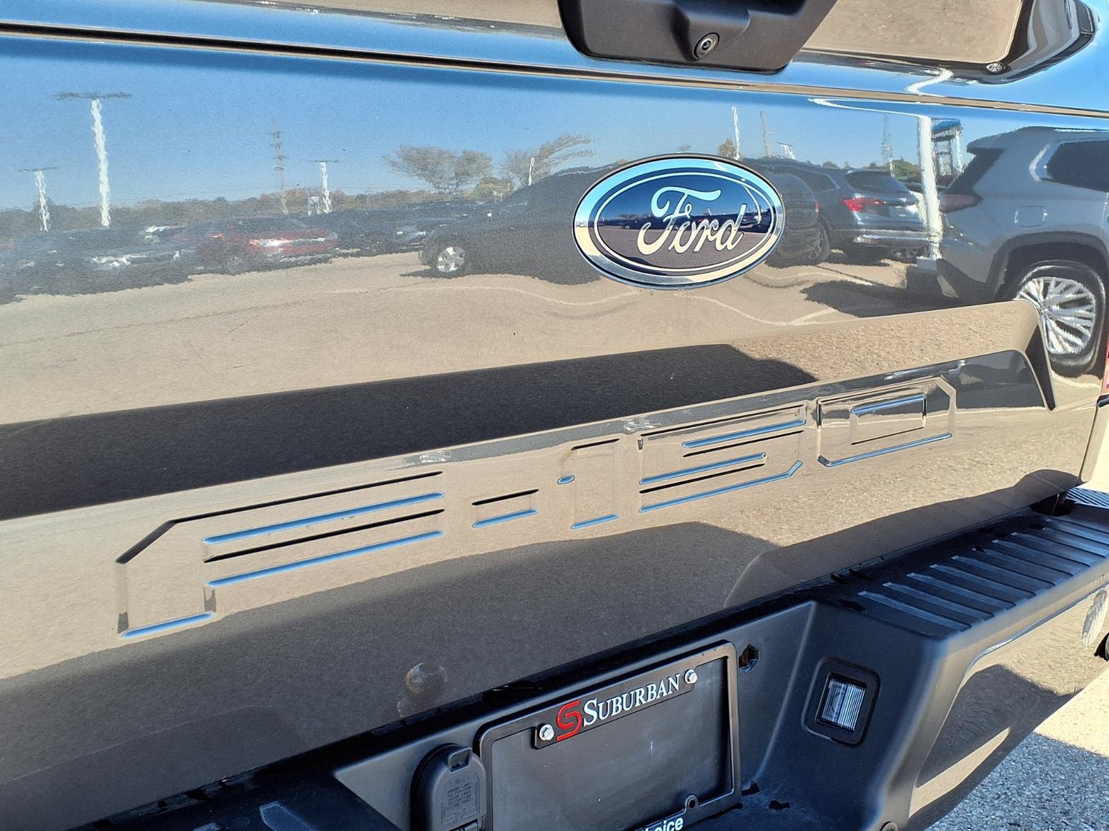 Used 2020 Ford F150 XLT w/ Equipment Group 302A Luxury AWD/4WD image 9