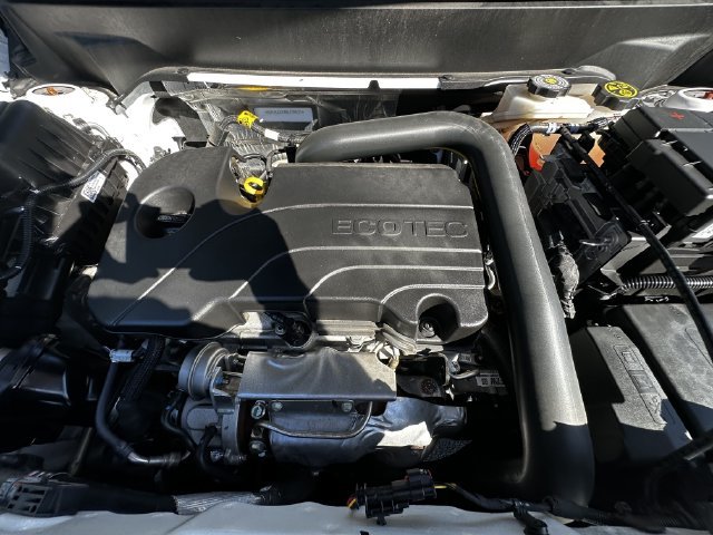 Used 2024 Chevrolet Equinox Premier AWD/4WD image 31