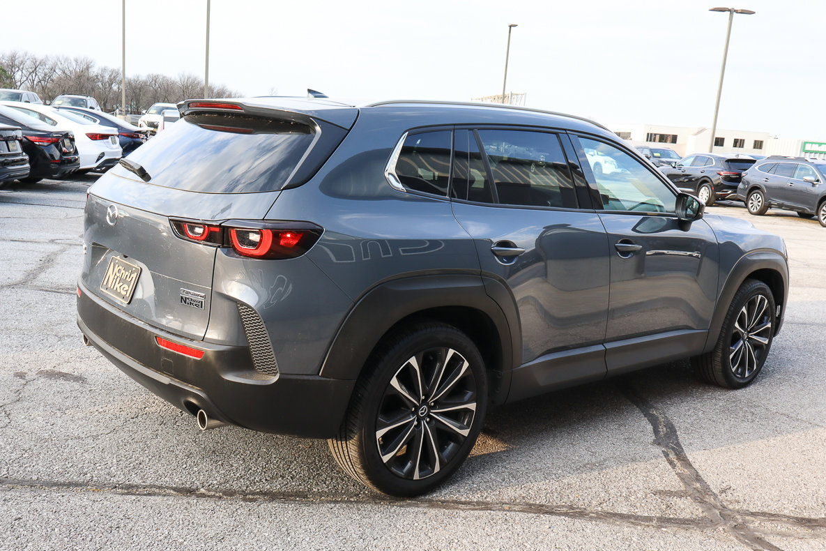 Used 2025 MAZDA CX-50 AWD 2.5 S w/ Premium Plus Pkg image 4