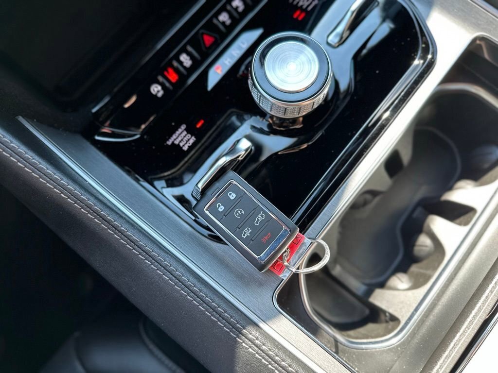 New 2025 Jeep Wagoneer Series III w/ Premium Group I image 36
