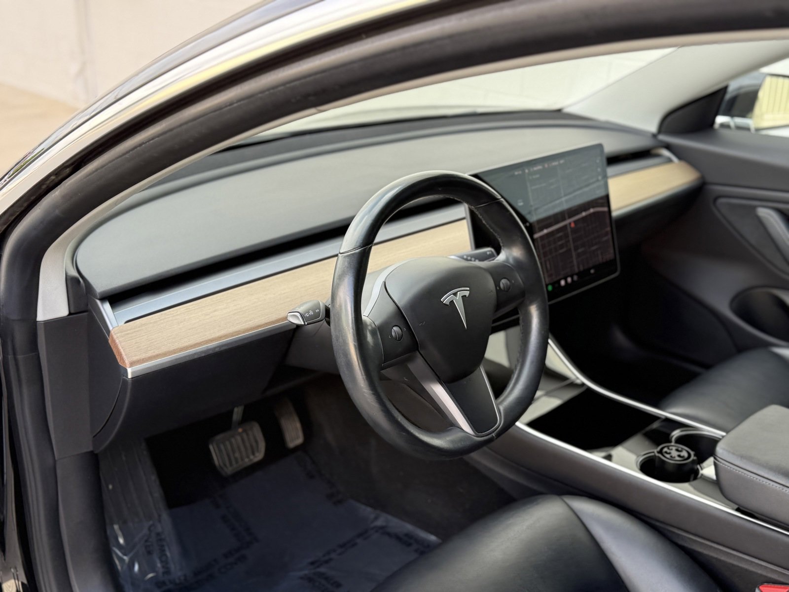 Used 2019 Tesla Model 3 Mid Range image 16