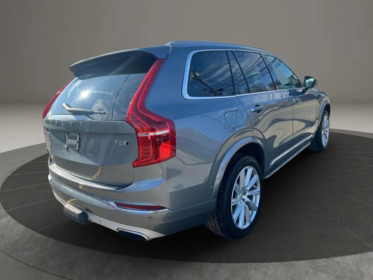 Used 2017 Volvo XC90 T6 Inscription AWD/4WD image 5