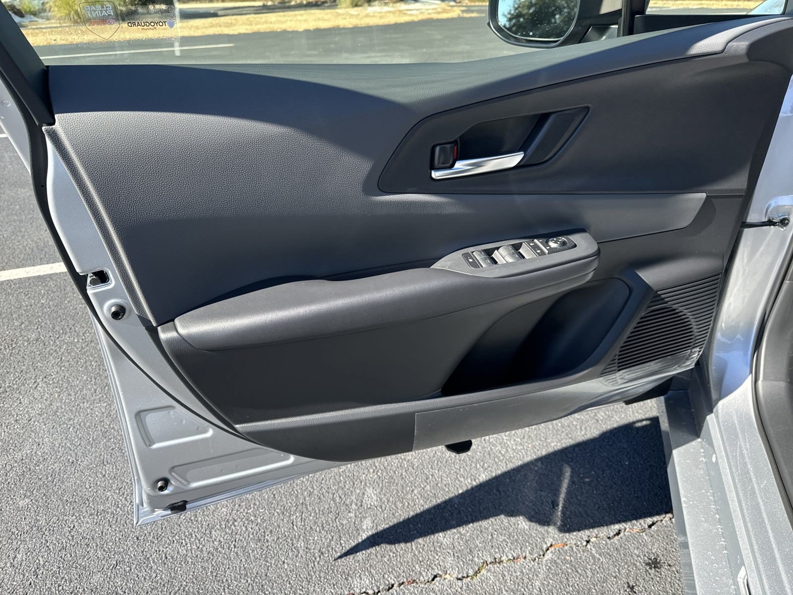 New 2024 Toyota Prius XLE FWD image 22