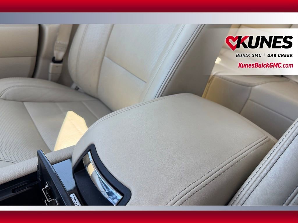 Used 2016 Ford Taurus Limited w/ Equipment Group 301A image 18