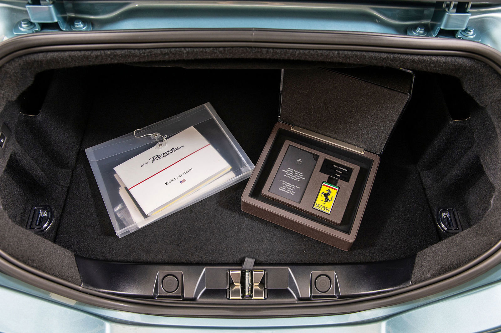 Certified 2025 Ferrari Roma Spider image 33