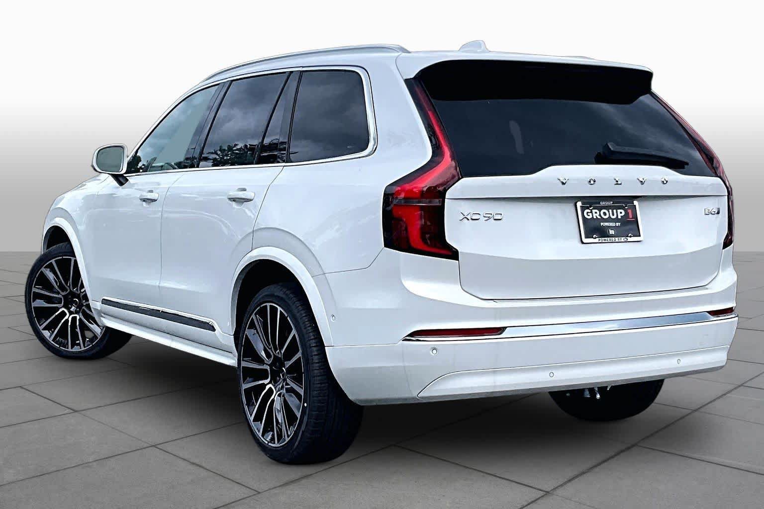 New 2026 Volvo XC90 B6 Plus w/ Protection Package Premier AWD/4WD image 3