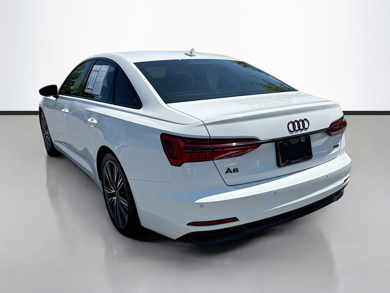 Used 2021 Audi A6 Premium Plus w/ Premium Plus Package AWD/4WD image 5