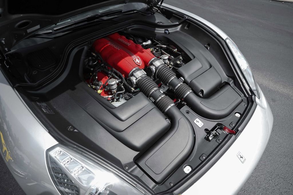 Used 2010 Ferrari California image 23