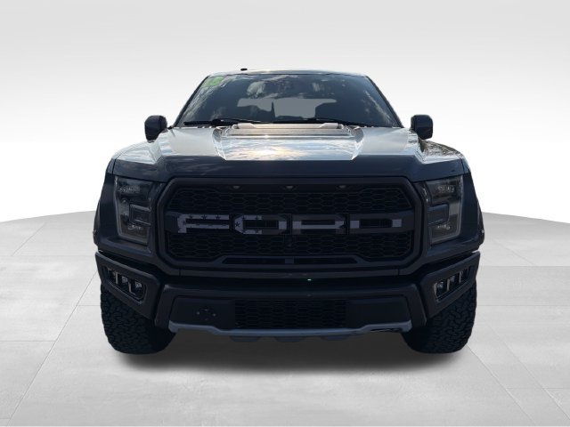Used 2018 Ford F150 Raptor w/ Equipment Group 802A Luxury AWD/4WD image 2