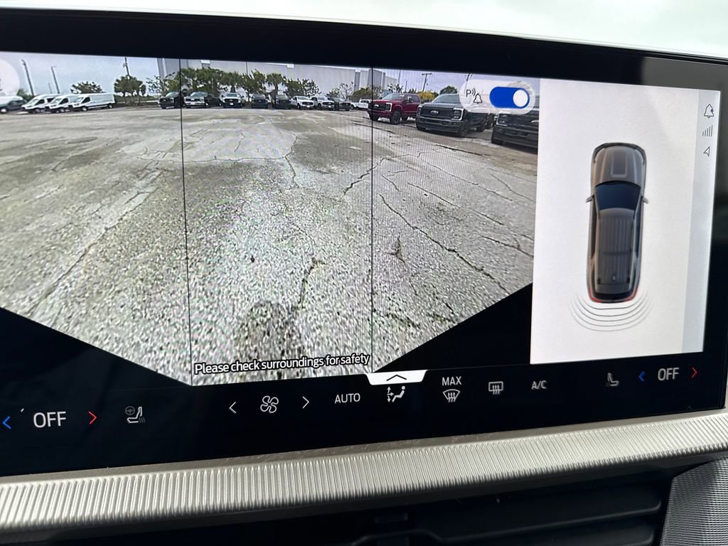 New 2026 Ford Explorer Active image 24