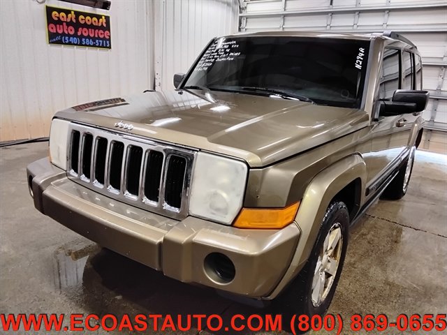 Used 2008 Jeep Commander Sport image 4