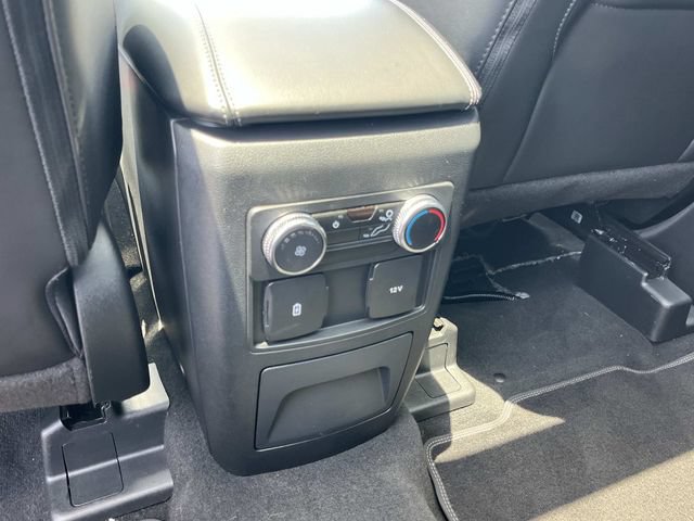Used 2023 Ford Explorer XLT w/ Equipment Group 202A AWD/4WD image 22