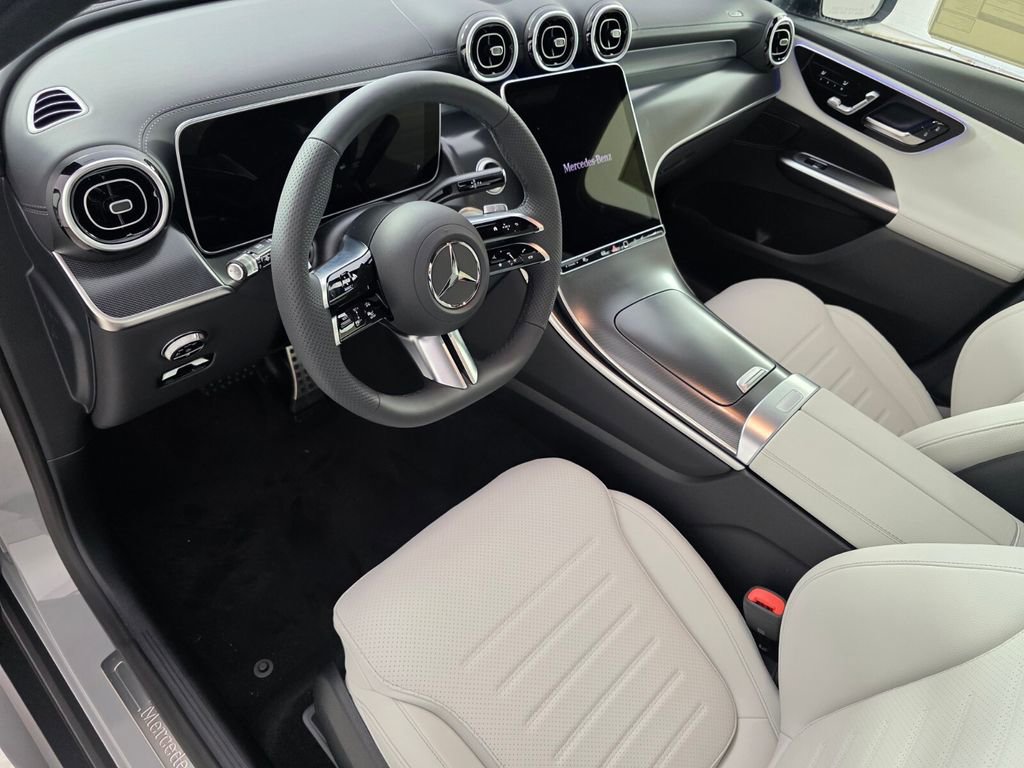 New 2026 Mercedes-Benz GLC 300 image 7