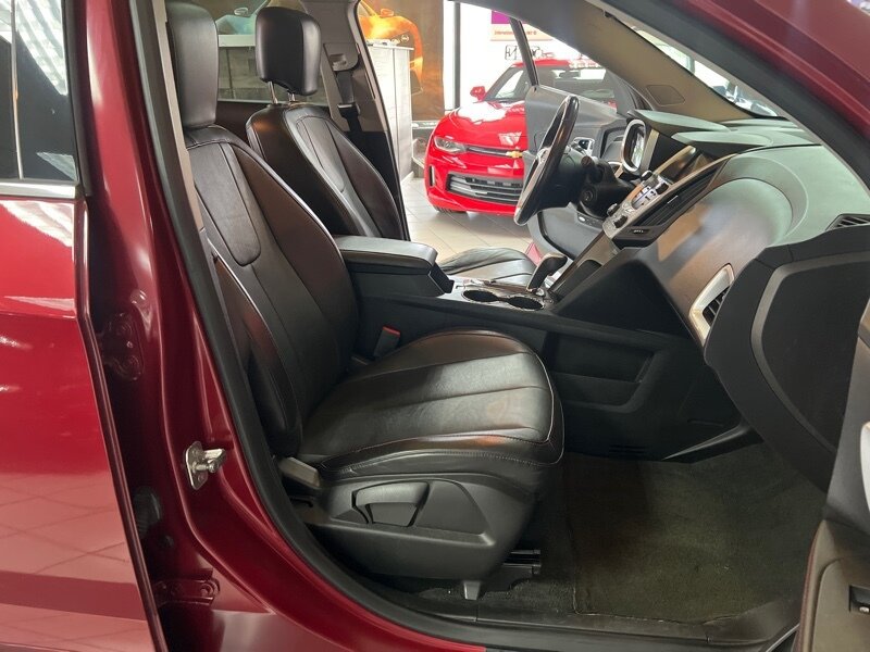 Used 2012 Chevrolet Equinox LTZ FWD image 24