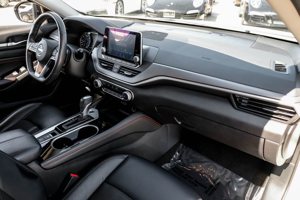 Used 2023 Nissan Altima 2.5 SR image 10