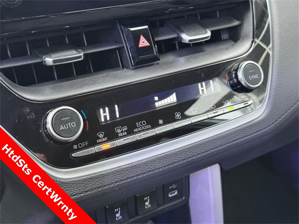 Used 2024 Toyota Corolla Cross XLE image 28