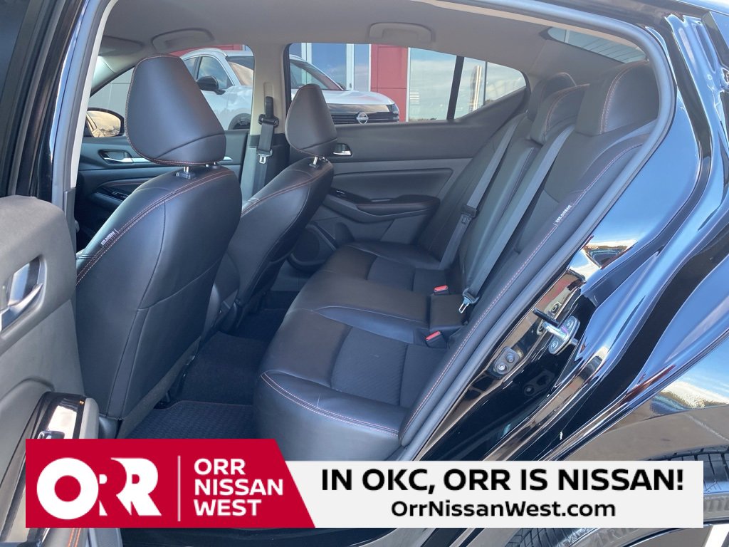 Used 2023 Nissan Altima 2.5 SR image 17