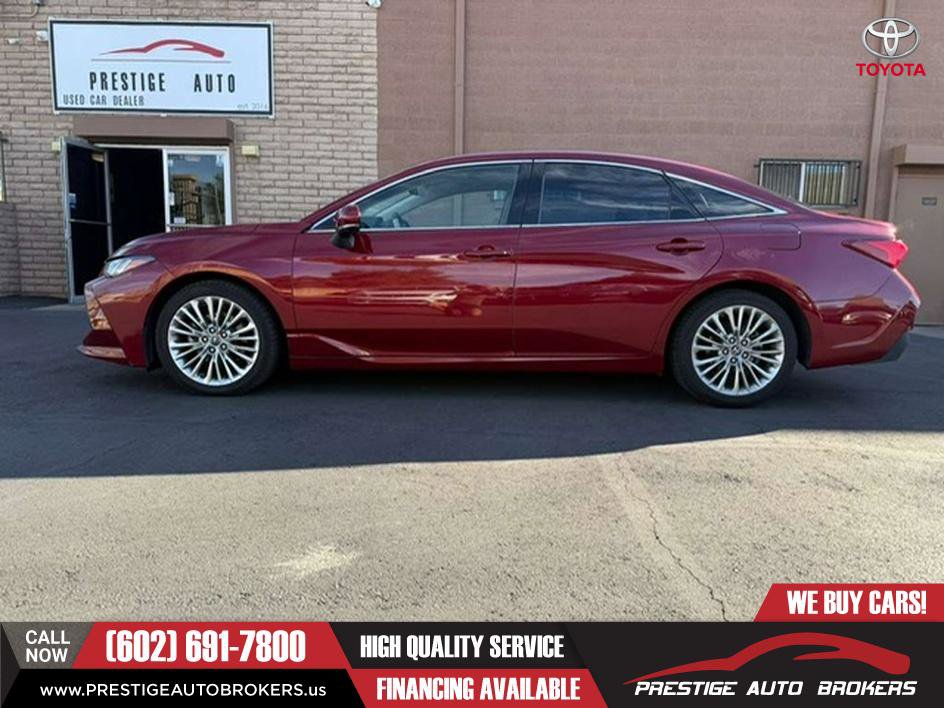 Used 2019 Toyota Avalon Limited w/ Advanced Safety Package image 2
