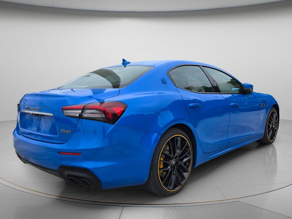 Used 2022 Maserati Ghibli F Tributo AWD/4WD image 6