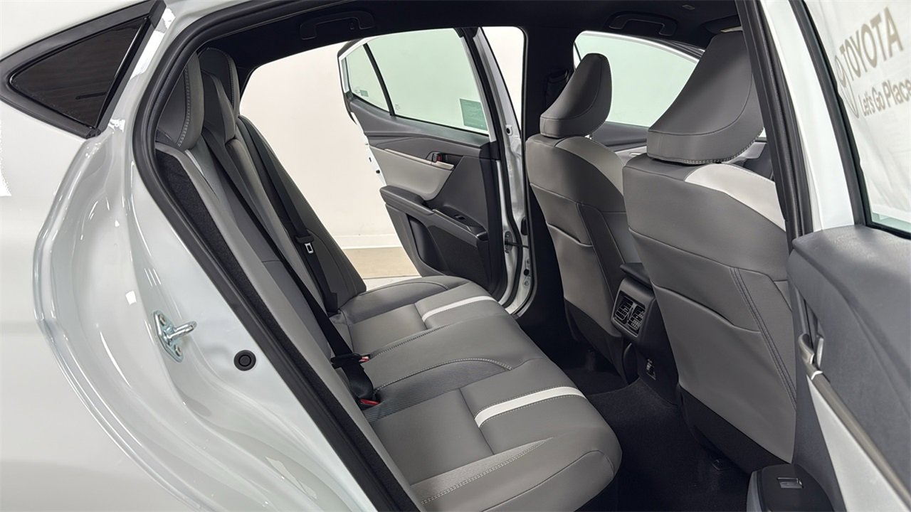 New 2026 Toyota Camry SE image 17