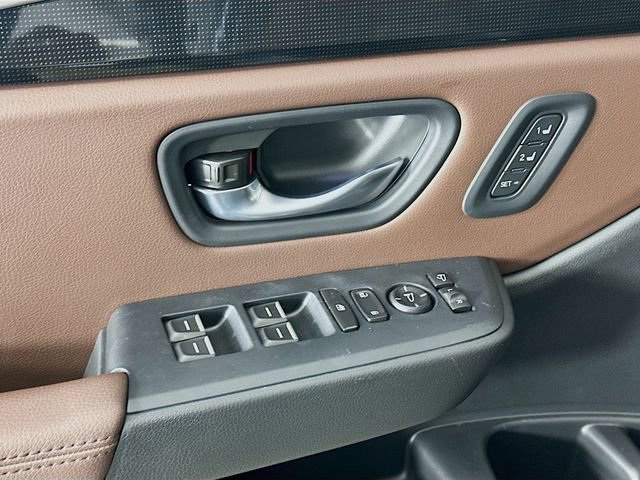 Certified 2025 Honda Pilot Elite image 24