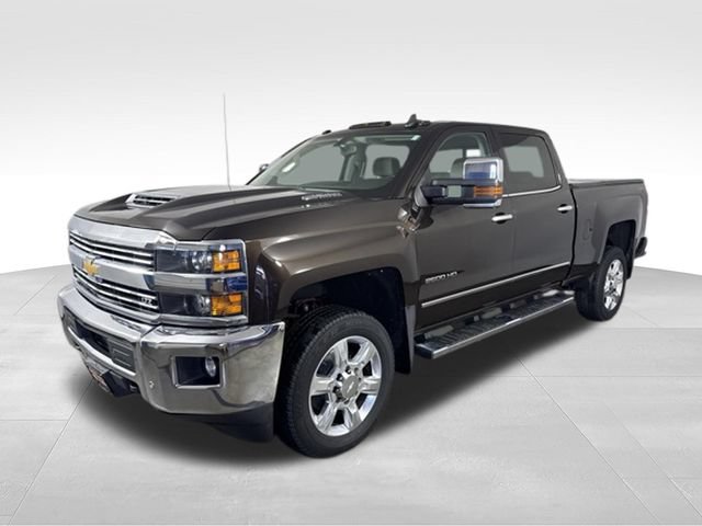 Used 2018 Chevrolet Silverado 2500 LTZ w/ Duramax Plus Package AWD/4WD image 3