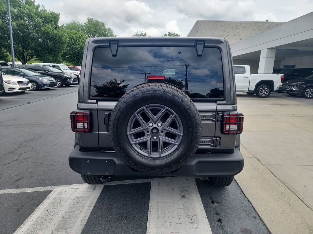 Used 2021 Jeep Wrangler Unlimited Sport w/ Sun And Sound Package AWD/4WD image 7