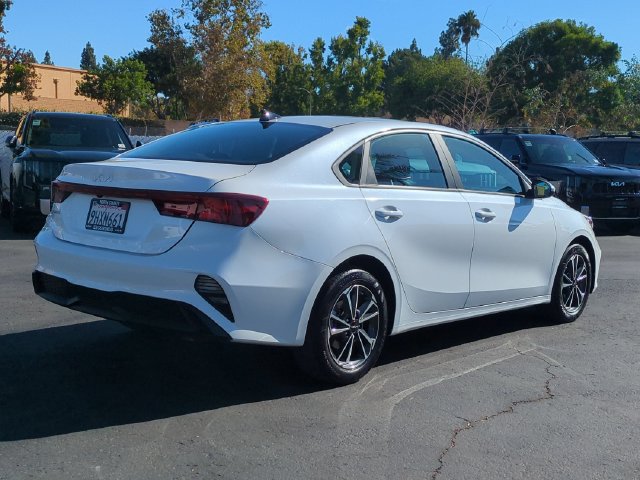 Certified 2023 Kia Forte LXS FWD image 3