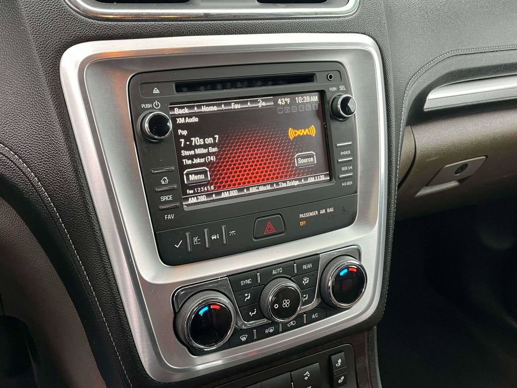 Used 2013 GMC Acadia SLT image 26