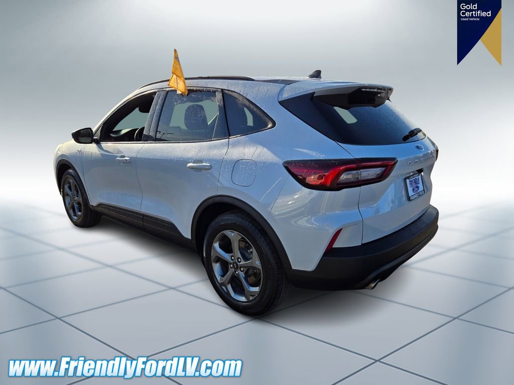 Certified 2025 Ford Escape ST-Line image 4