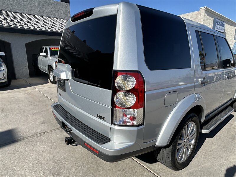 Used 2012 Land Rover LR4 HSE AWD/4WD image 12