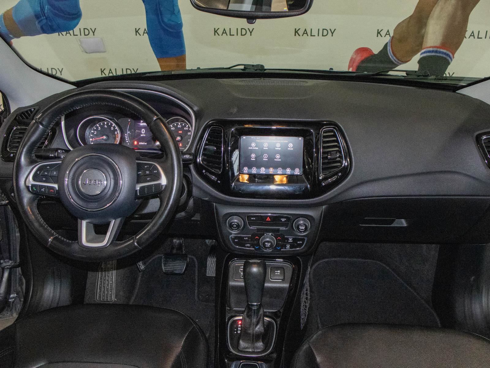 Used 2020 Jeep Compass Latitude image 3